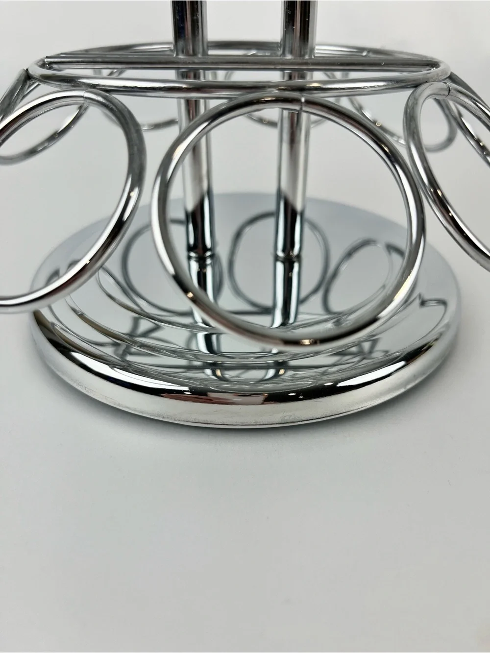 Keurig K-Cup 27-Pod Rotating Carousel Countertop Organizer Coffee Tea Chrome